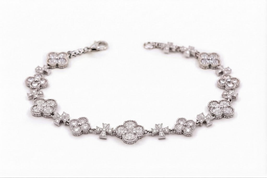 MOISSANITE CLOVER CROSS BRACELET - VENDOR